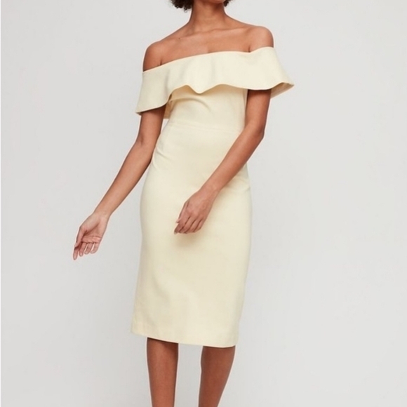Aritzia Dresses & Skirts - Aritzia Babaton Ruslan Off The Shoulder Bodycon Dress In Cream Sz 0